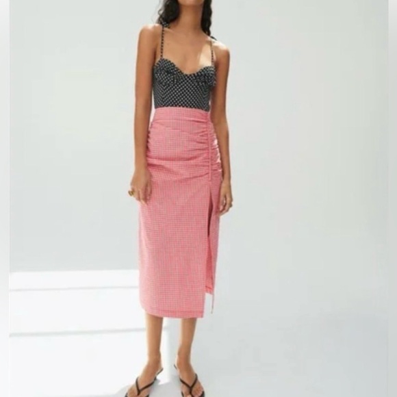 Zara Dresses & Skirts - Zara Red & White Gingham Ruched Side-Slit Midi Skirt